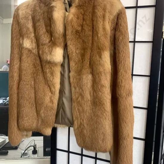 Stunning Vintage 'Beneta Furs' Jacket Australian Made 'Lapin Fur' Tan Colour Size Medium 