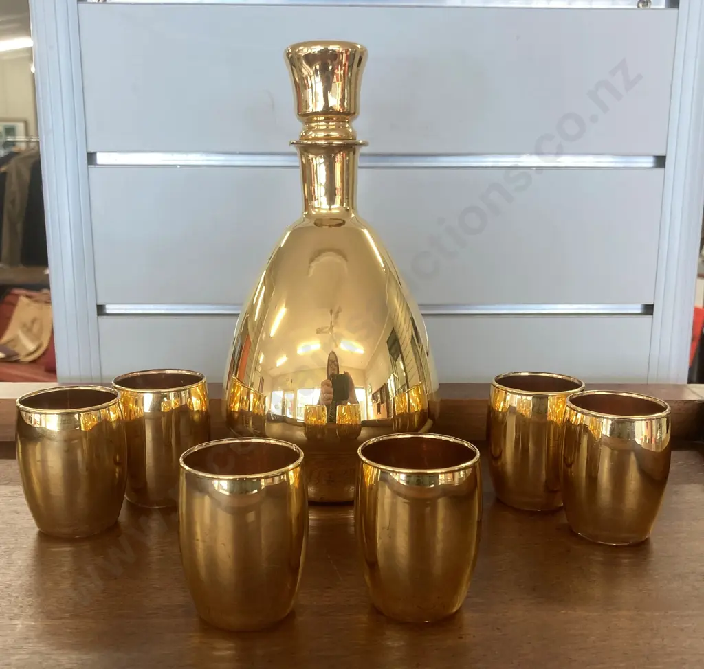 Stunning Glass Decanter H23cm And Six Glasses Gold Colour Over Glass Image 1++