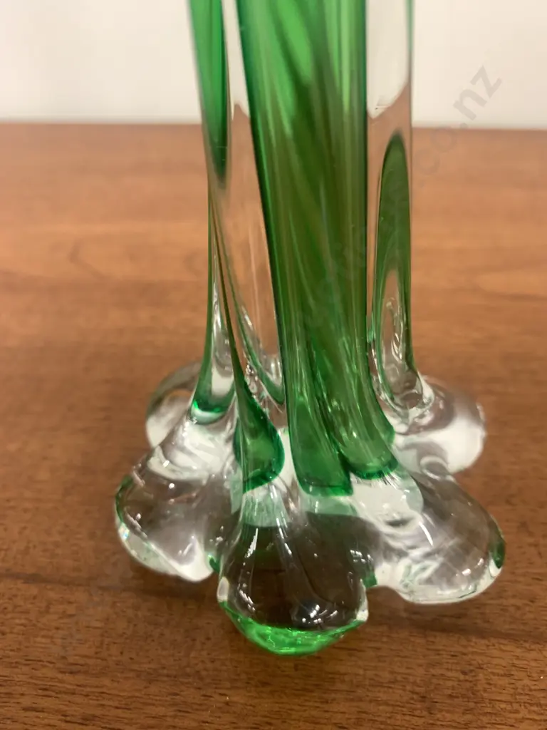 Modern Mid Century Glass Twist Bud Vase, Green Glass Image 1++