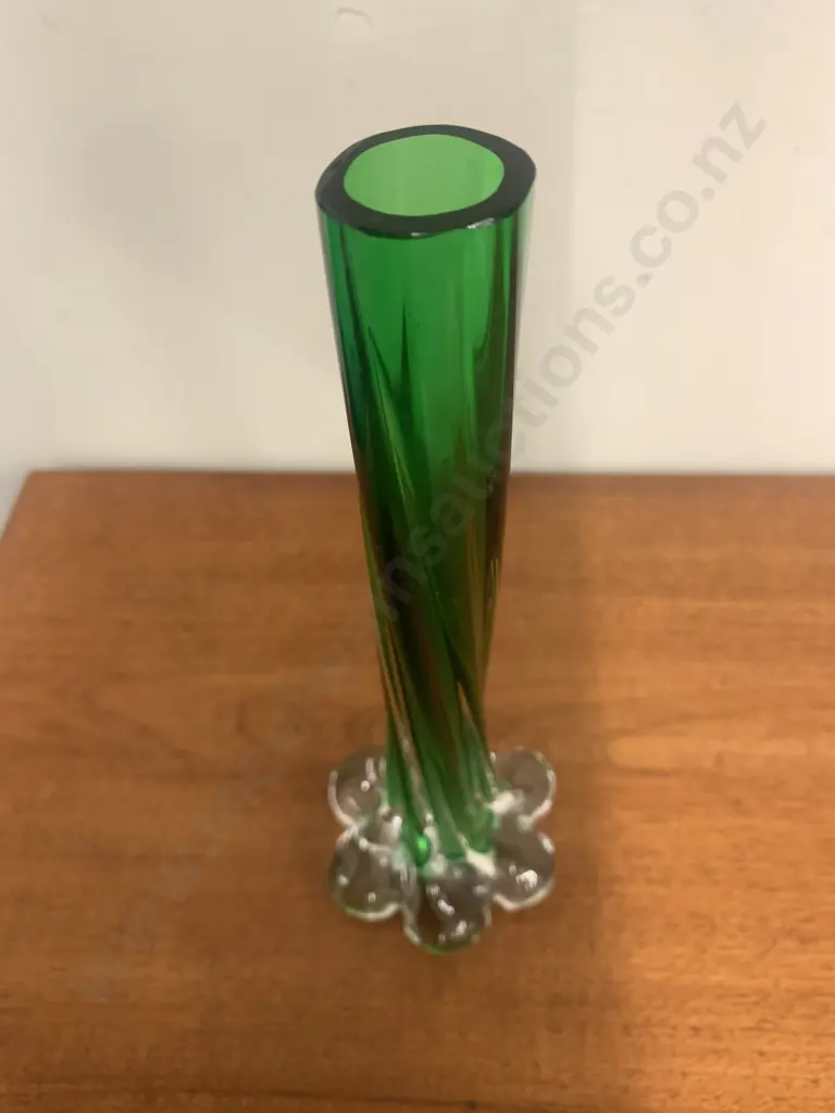 Modern Mid Century Glass Twist Bud Vase, Green Glass Image 1++