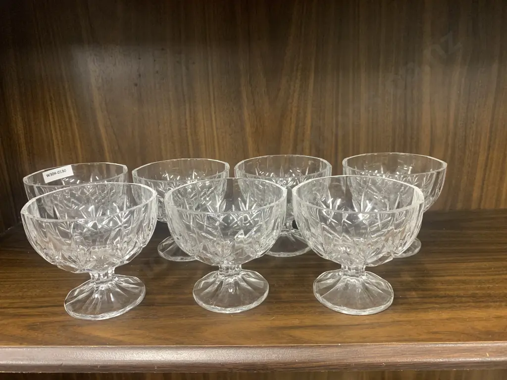 Art Nouveau Heavy Cut Footed Crystal Sundae Dishes, Set of 7 Image 1++