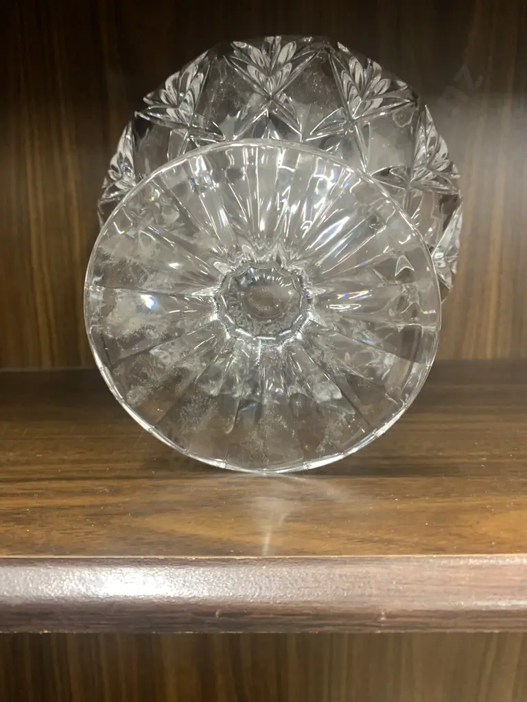 Art Nouveau Heavy Cut Footed Crystal Bowl, 15.5 x 19cm Image 1++