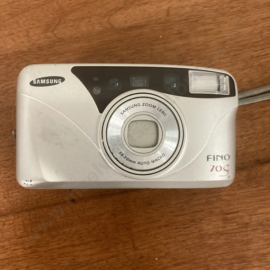Vintage Cameras x 3,Fujica Single-8 P100 Sound Wide, Polaroid Colourpack 82 Land Camera, (AF) & Samsung Fino 70S Image 1++
