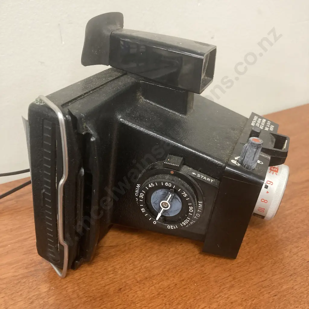 Vintage Cameras x 3,Fujica Single-8 P100 Sound Wide, Polaroid Colourpack 82 Land Camera, (AF) & Samsung Fino 70S Image 1++