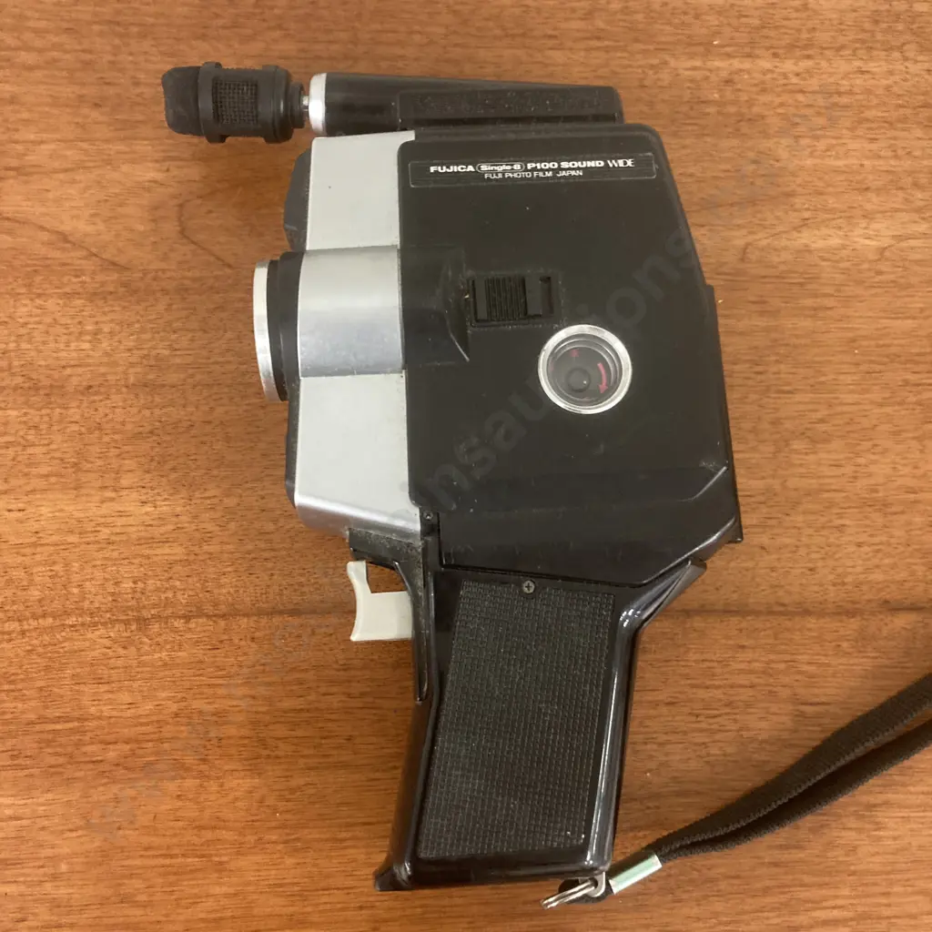 Vintage Cameras x 3,Fujica Single-8 P100 Sound Wide, Polaroid Colourpack 82 Land Camera, (AF) & Samsung Fino 70S Image 1++