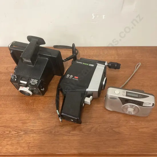 Vintage Cameras x 3,Fujica Single-8 P100 Sound Wide, Polaroid Colourpack 82 Land Camera, (AF) & Samsung Fino 70S