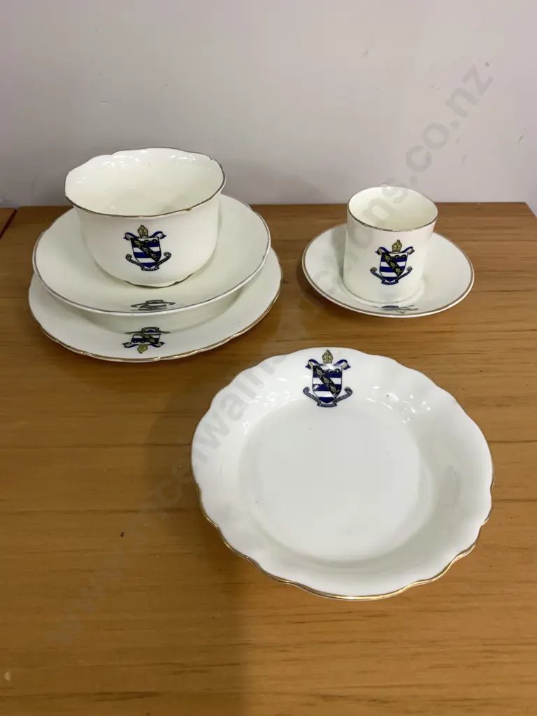 Royal Doulton Trio, Demi Cup & Saucer & Dish With Vestigia Nulla Retrorsun Detail Image 1++