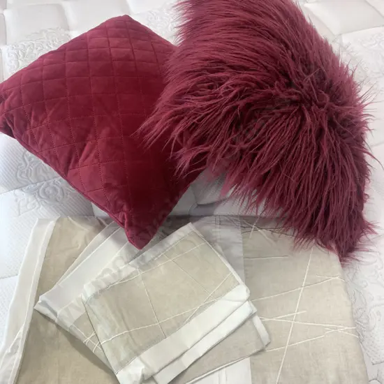 Pair Of Burgundy Cushions 45cm x 45cm And Queen Size Duvet Cover And Pillow Cases