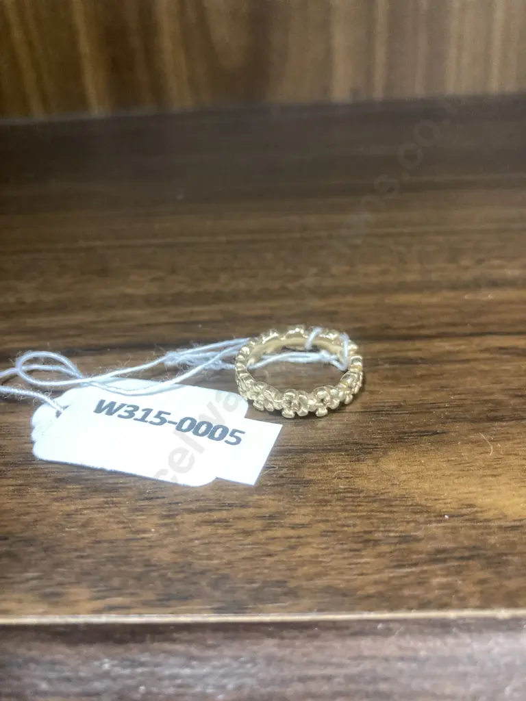 14K Gold Ring, Stamped 585 Image 1++