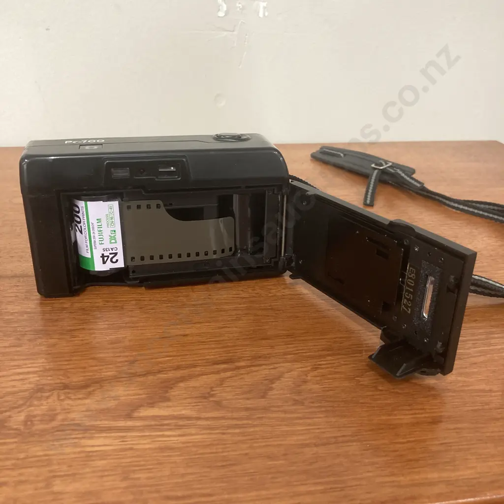 Rare Red Kodak S-Series S100 EF - 1987 35mm Point And Shoot Film Camera Made In Hong Kong & A Premier PC-700 Camera Image 1++