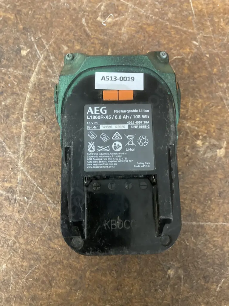 AEG 18V 6.0Ah Force Battery (l1860R-X5) Painted Green Image 1++
