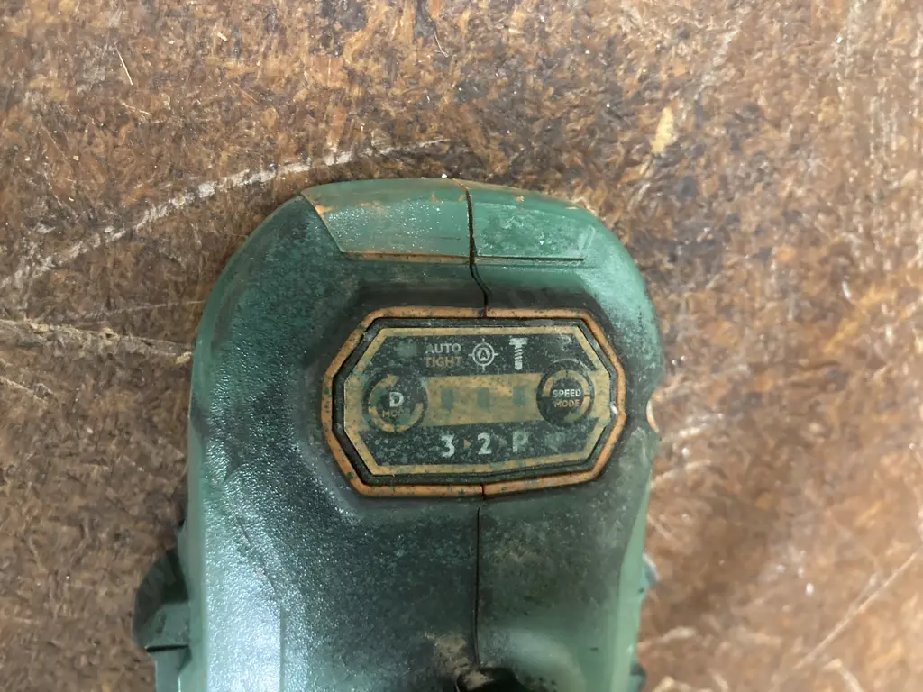 AEG 18V Impact Driver Painted Green Image 1++