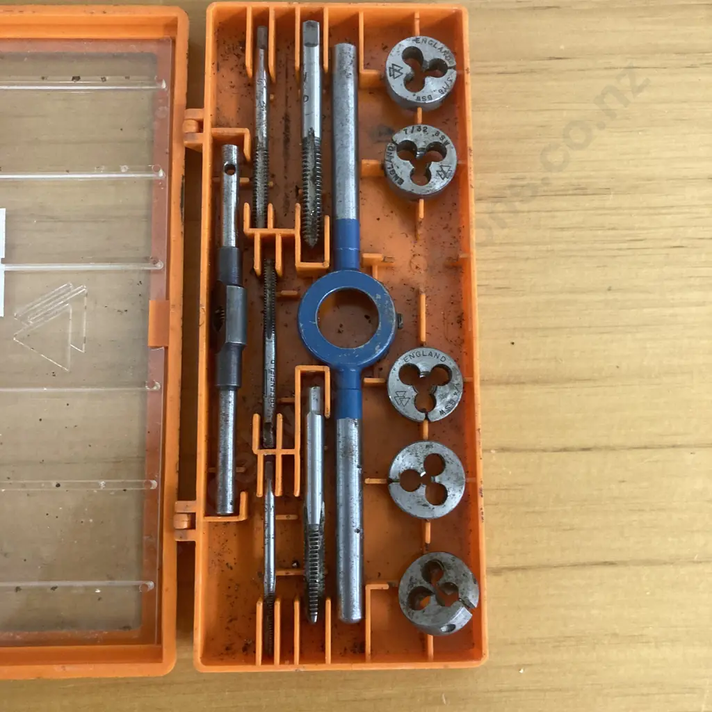 Triangle England Tap & Die Set, P&N Stub Drill Set, SPC Tap & Tap Wrench Set Image 1++