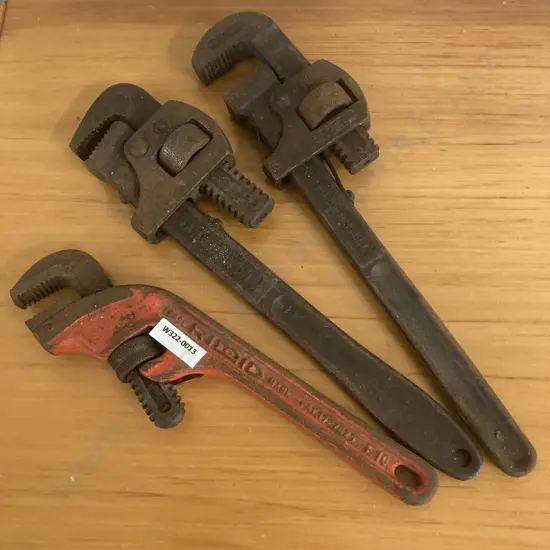 Vintage Blackbird, Record & Ridgid Pipe Wrenchs
