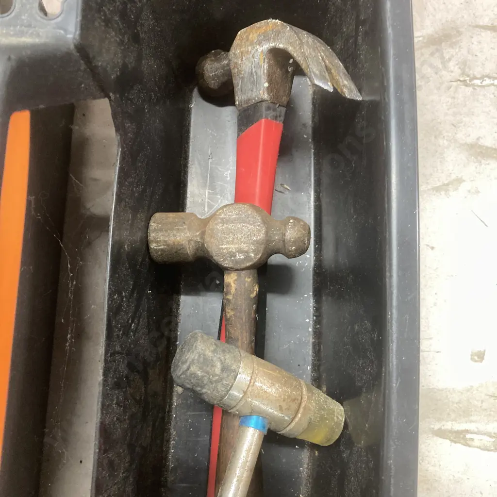 Tactix Tool Caddy With Five Hammers Image 1++