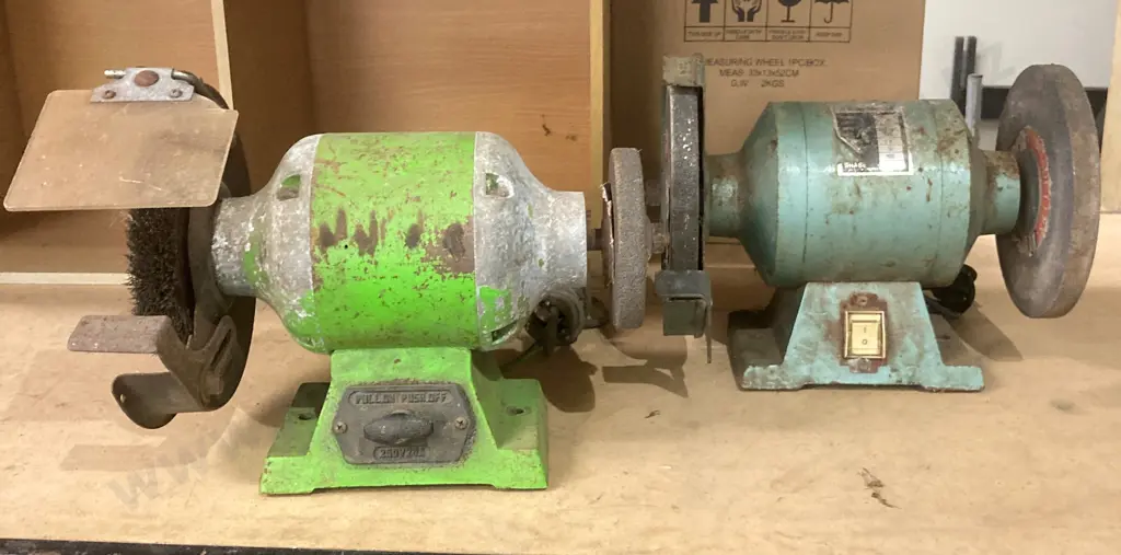 Lot of Two Bench Grinders Image 1++