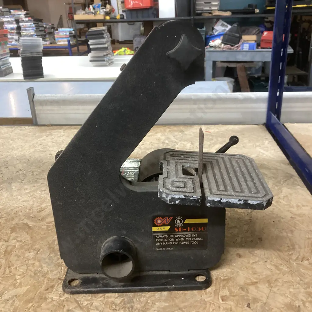 Sanding Machine - 1" x 30" Belt Sander, Model SB-1030 Image 1++