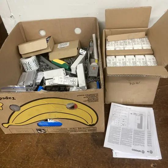 Box lot EcoTimer & Assorted Transformers, Electrical Sundries, Carbon Brushes Etc & Box of Osram ET-Parrot Transformers