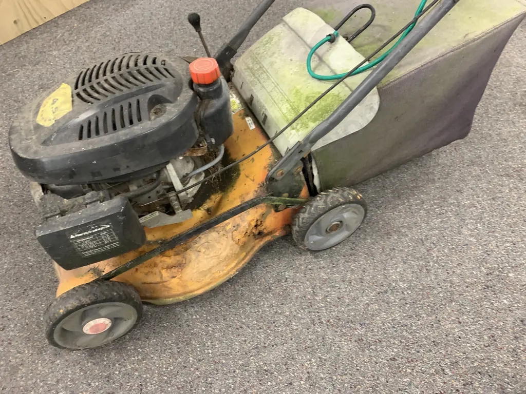 Vintage Firebrand Lawnmower With Catcher (AF) Image 1++