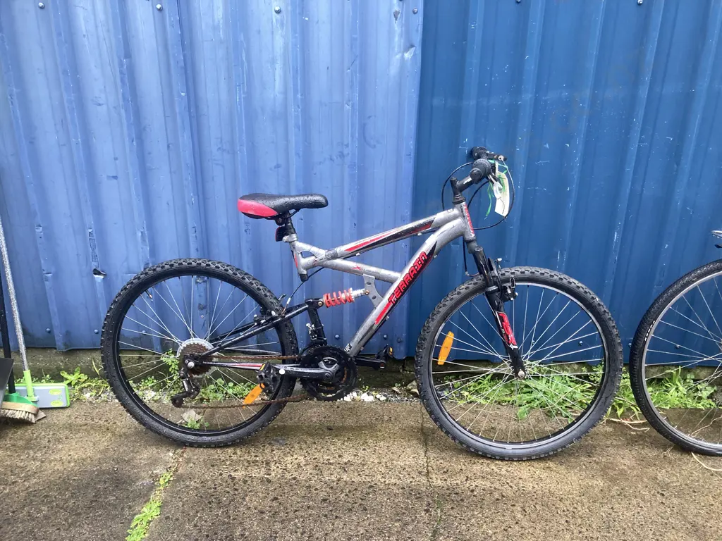 Terrain Mountain Bike, Red / Black / Silver Colour Image 1++
