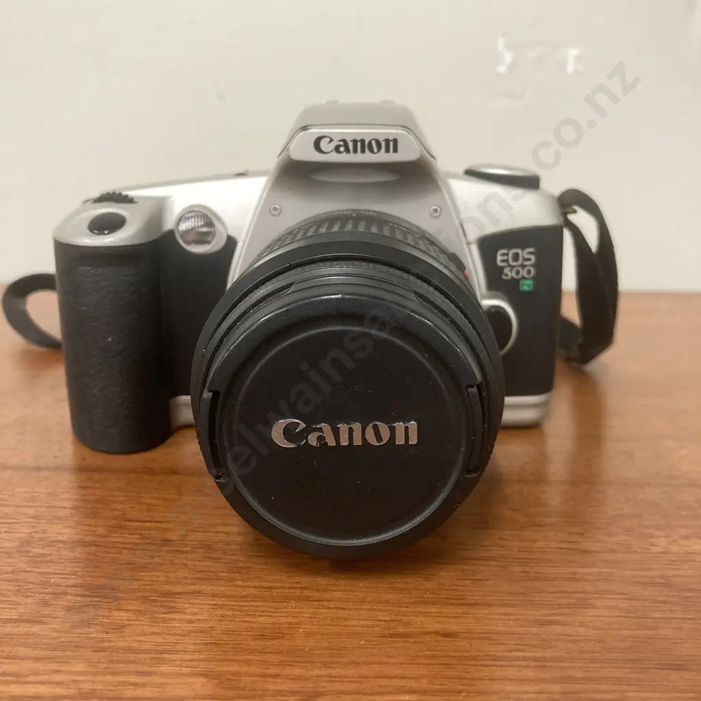 Canon EOS 500N 35mm SLR Camera With A Canon EF 35-80mm f/4-5.6 III Zoom Lens Image 1++