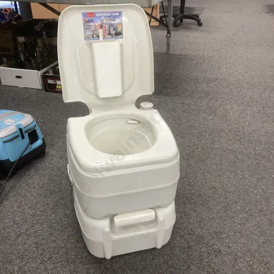 Fiamma Bi-Pot 39 Portable Toilet