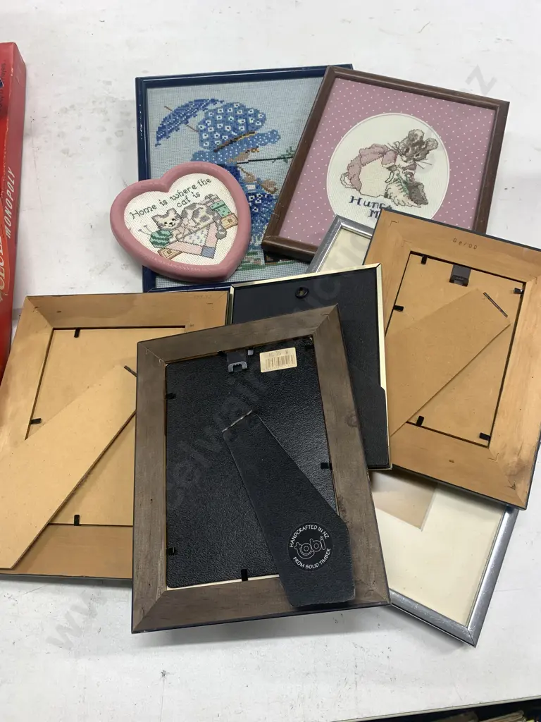 Selection Of Framed Photo Frames & Framed Tapestry Pictures Image 1++