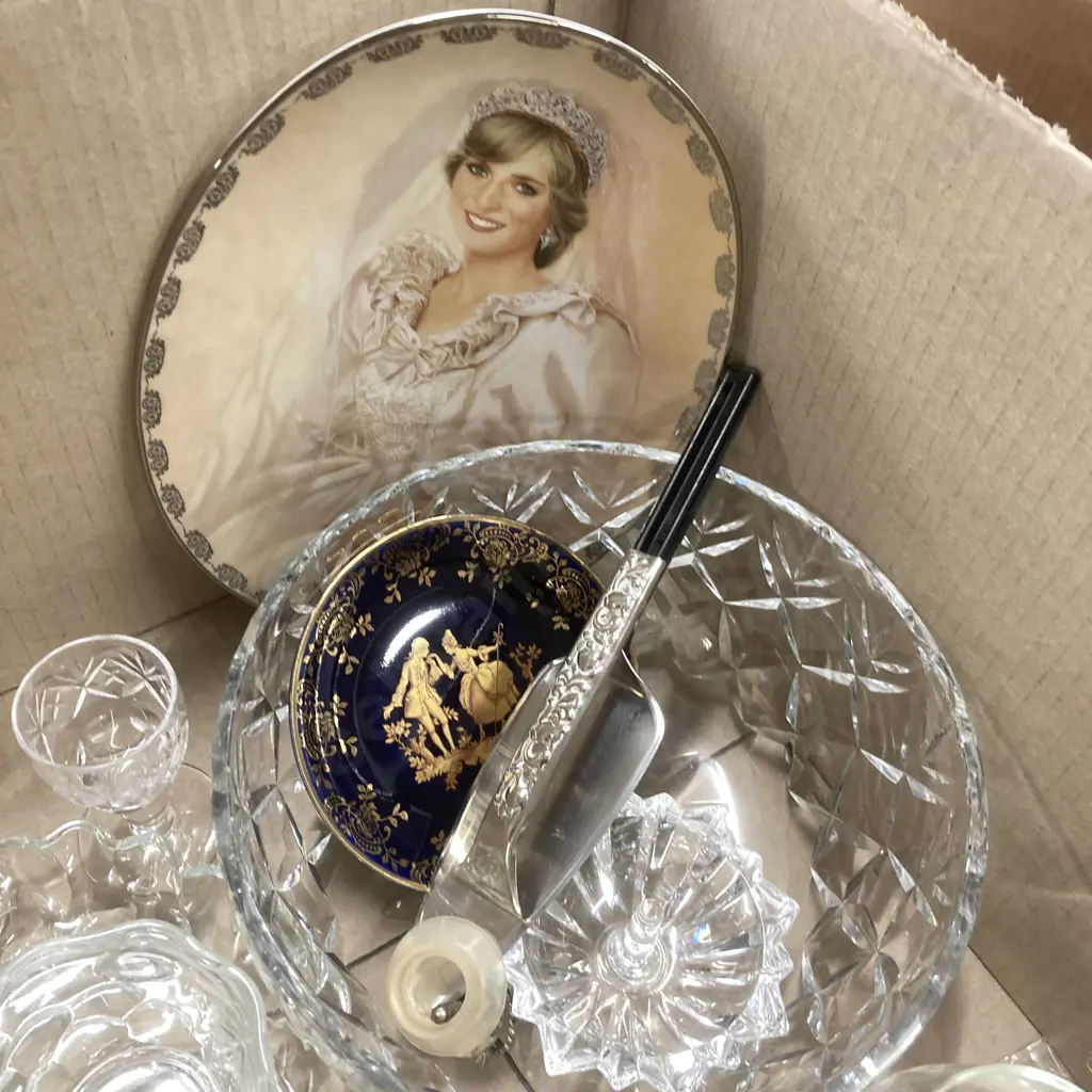 Box Lot Of Assorted Crystal Ware Some (af) Including Lady Diana Collectors Plate Etc Image 1++