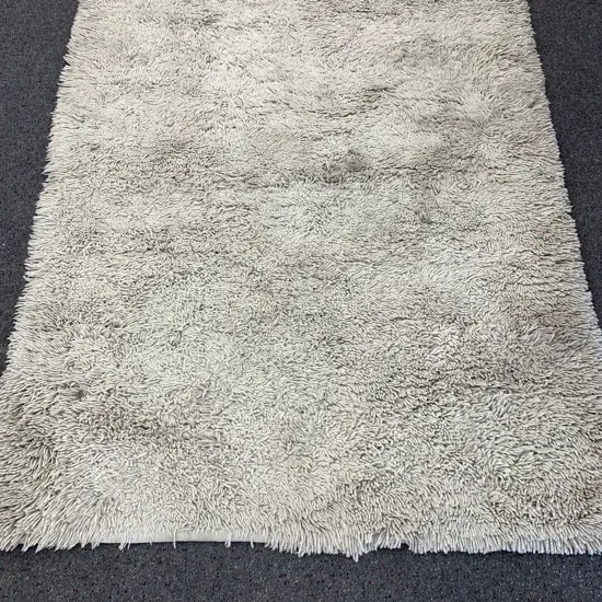Cream Floor Rug, 100% Wool Hand Woven, Shag Pile, 240 x 200cm