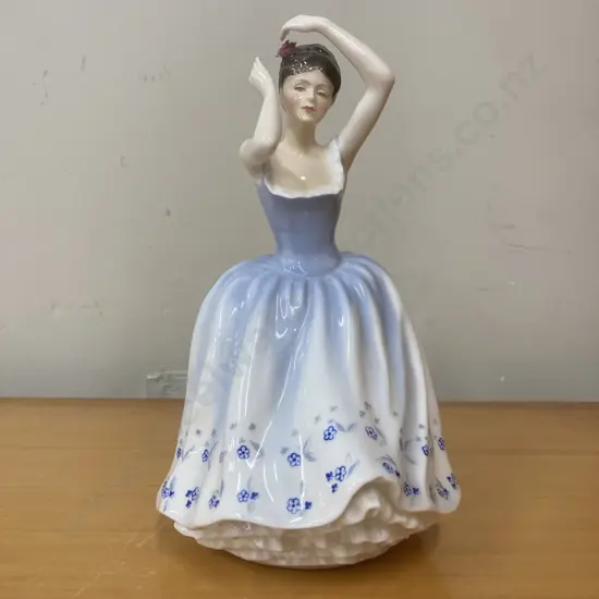 Vintage Royal Doulton Sheila HN2742 Figurine, H22cm