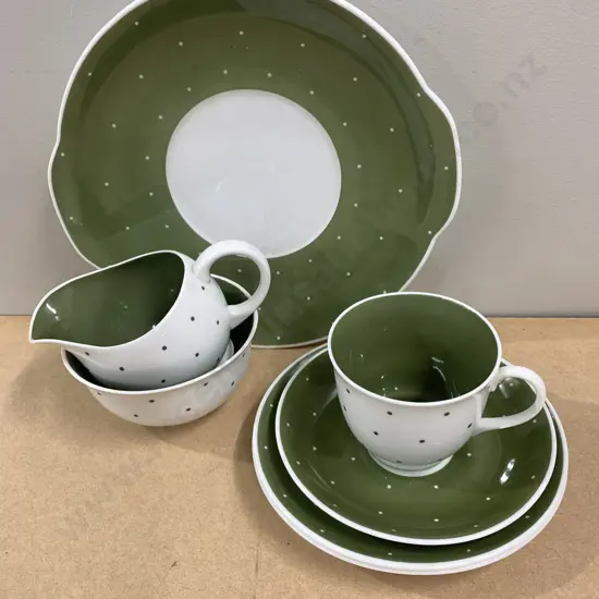 Susie Cooper Cream/Green Spotted Tea Ware Including Cake Plate, Sandwich Plates x2, Cup, Saucer, Jug & Sugar Bowl