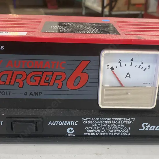 Stadium Charger 6 Fully Automatic Battery Charger, 12V 4 Amp