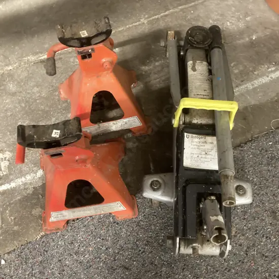 Motorgard 1550Kg Trolley Jack, 125mm, With a Pair of 2 Ton Adjustable Axle Stands