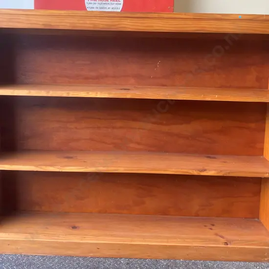 Pine Bookcase, 3 Shelves, H98 W122.5 D24cm