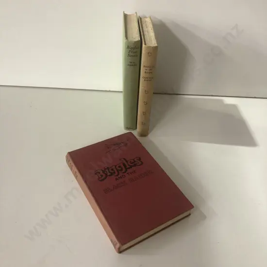 Vintage Biggles In The Blue, Biggles Flies South & Biggles And The Black Raider, Hardcovers, Capt. WE Johns