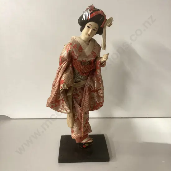 Vintage Nishi Geisha Doll, H42cm