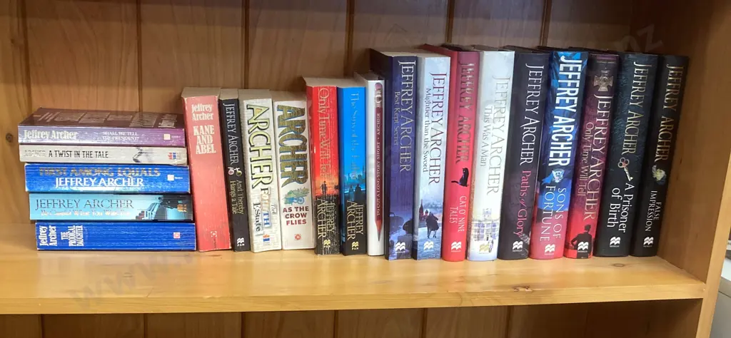 Lot of Jeffery Archer Books Image 1++