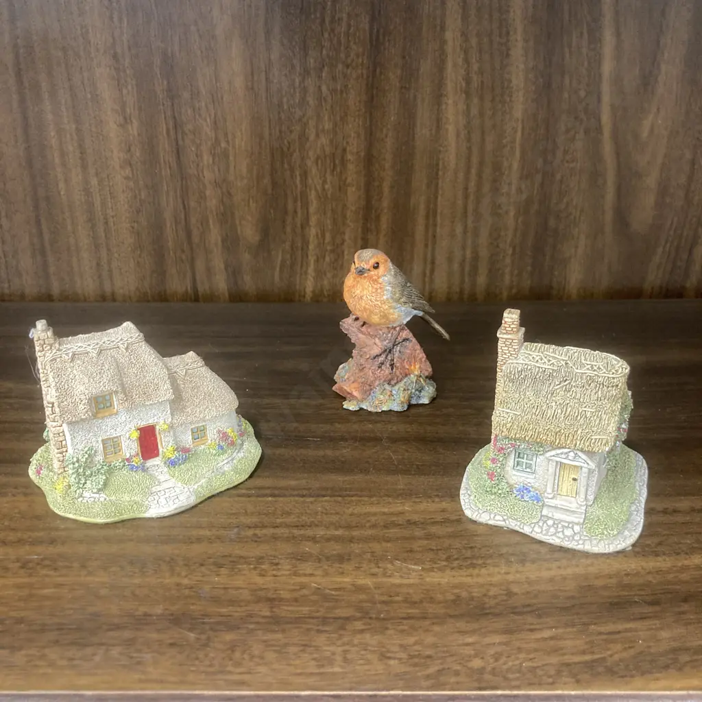 Lilliput Lane Pussy Willow & The Spinney Cottages & BFA Gardeners Friend Figurine Image 1++