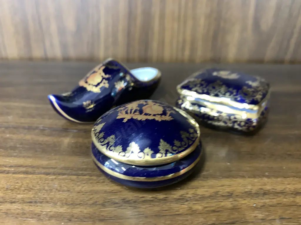 Assortment of Vintage Blue & Gold Limoge Items Lovers In Centre Lidded Dishes & Shoe Image 1++