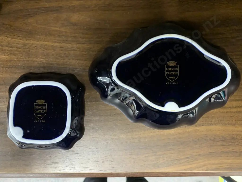 Vintage Limoges Castel Cobalt Blue & 22K Gold Lovers In Centre Oval Dish 18 x 13cm & Square Scalloped Dish, 9 x 9cm Image 1++