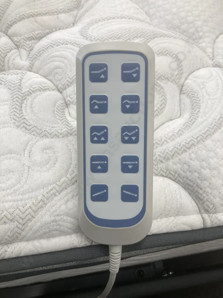 New AutoFlex SleepSystems Adjustable Electric/Mechanical AF90 Bed, Platinum Posture Collection King Koil Mattress Image 1++