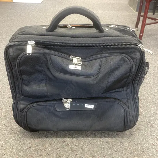 High Sierra Integral Wheeled Computer Briefcase / Laptop Bag, 37 x 46cm