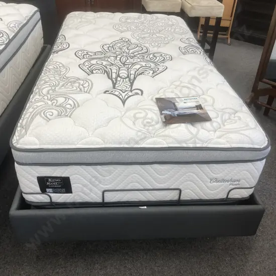 New AutoFlex SleepSystems Adjustable Electric/Mechanical AF90 Bed, Platinum Posture Collection King Koil Mattress