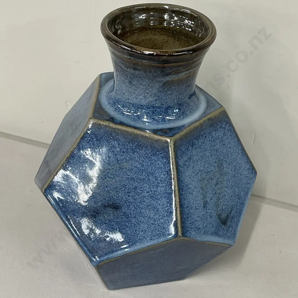 Stunning Large Art Pottery 10 Sided Vase. Mottled blue glazed colourway. H30cm Dia25cm Image 1++
