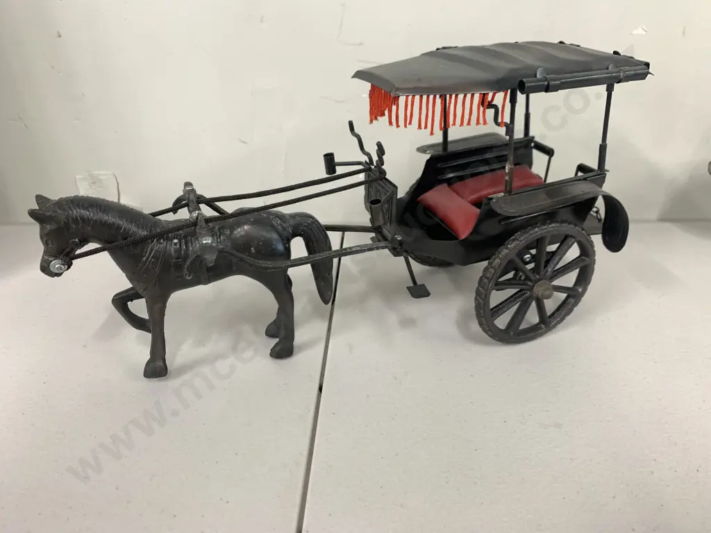 Vintage Horse & Carriage Image 1++