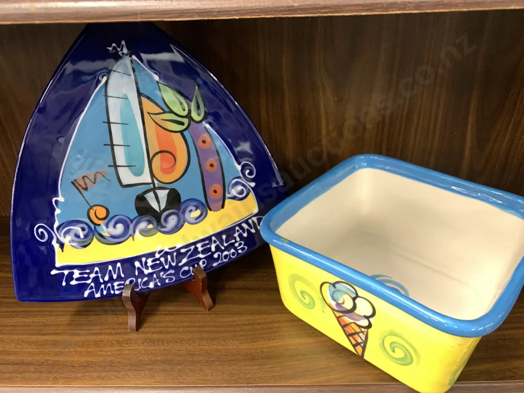 Splashy Platter NZ Team New Zealand 2003 (Authentic Team Product) with 2 Litre Icecream Serving Dish Image 1++