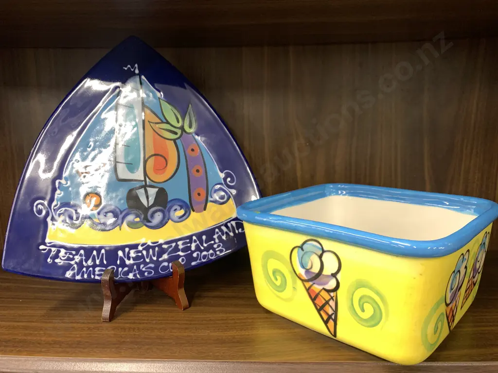 Splashy Platter NZ Team New Zealand 2003 (Authentic Team Product) with 2 Litre Icecream Serving Dish Image 1++