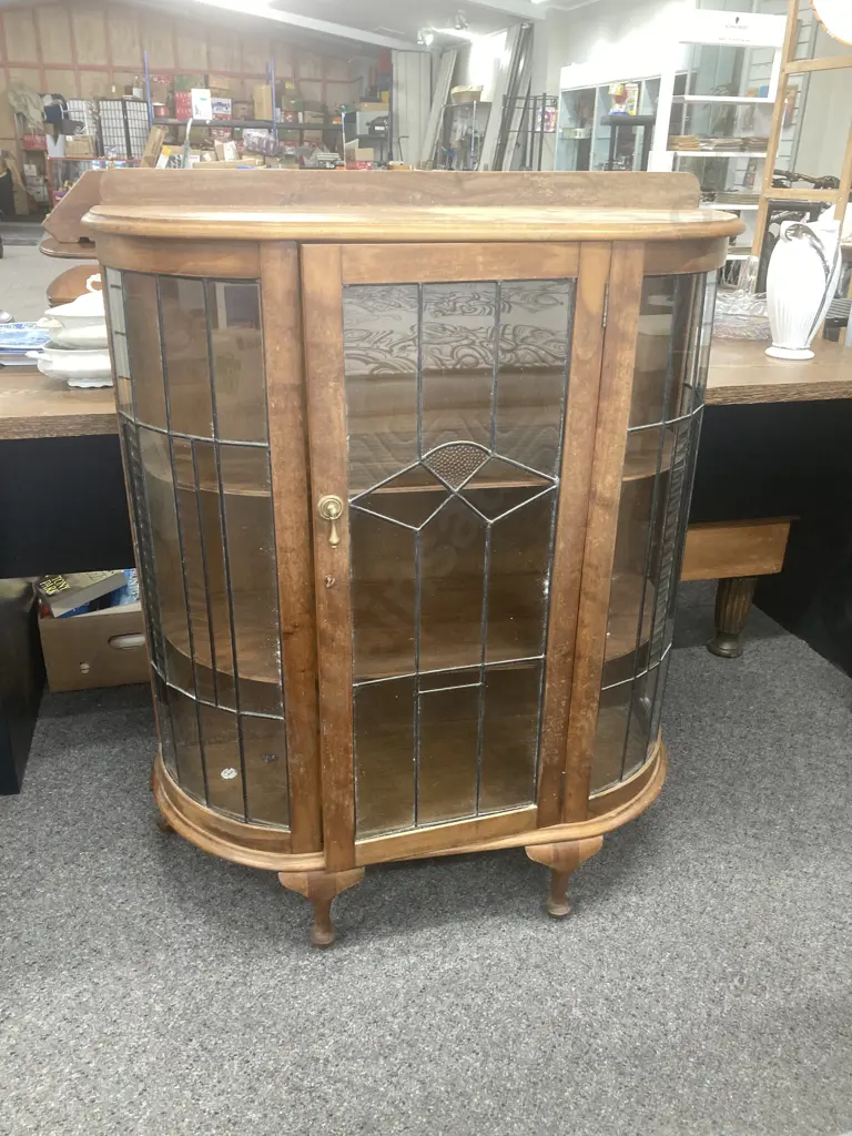 1920's Bow Front Leadlight China Display Cabinet, Single Door With key, Cabriole Legs, 2 Wooden Shelves, H114 W94 D35.5c Image 1++