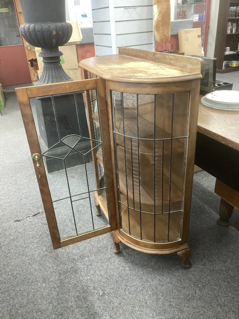 1920's Bow Front Leadlight China Display Cabinet, Single Door With key, Cabriole Legs, 2 Wooden Shelves, H114 W94 D35.5c Image 1++