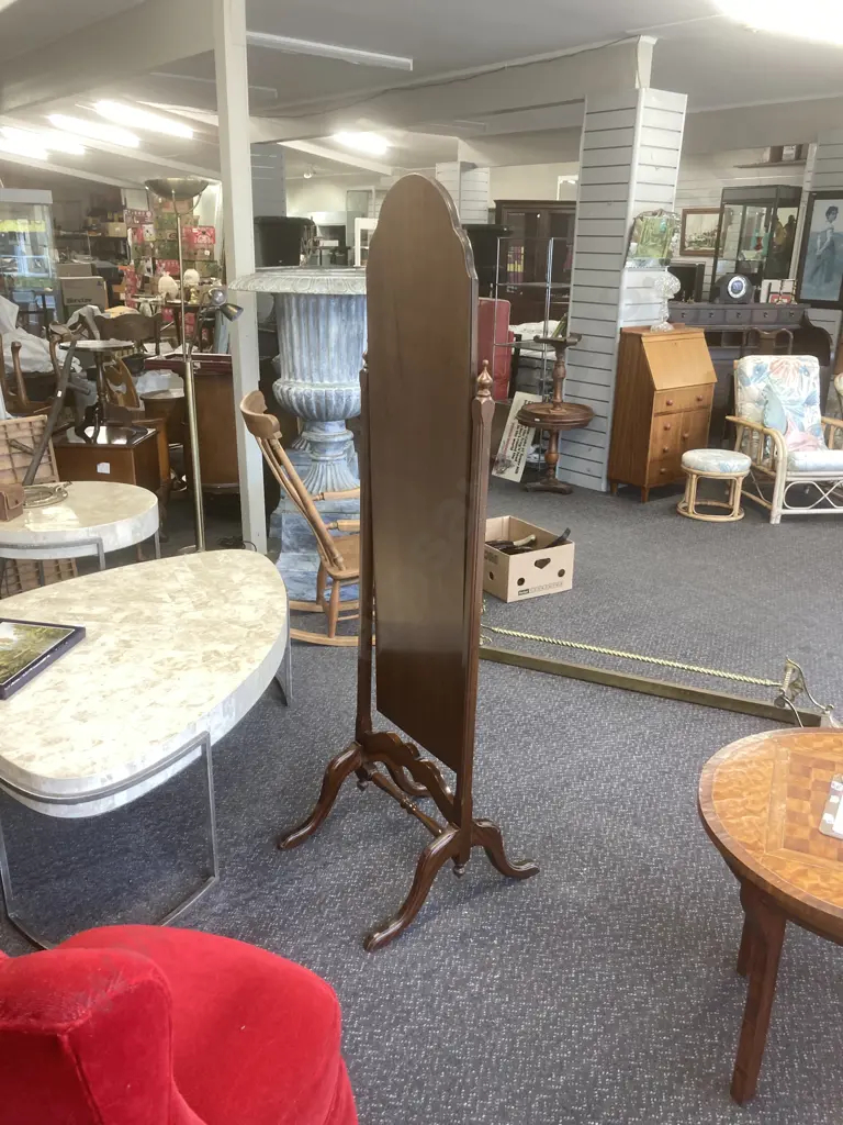 Mahogany Cheval Mirror In The Queen Anne Style, H170 W48 D54cm Image 1++